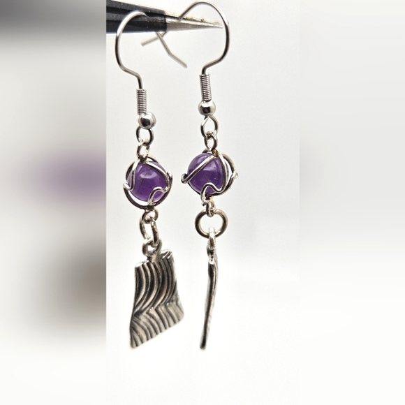 Vintage Natural Amethyst Sphere Wire Wrap Cage Dangle Earrings Silver - Picture 2 of 5